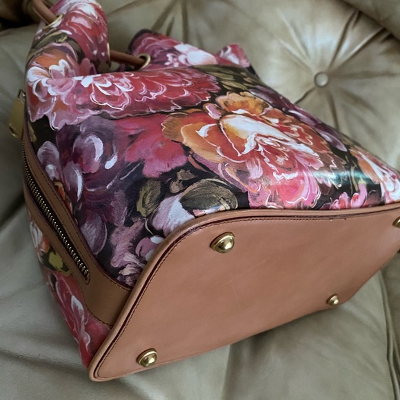 Brahmin Bucket Bag Floral Leather Large Trina Hemingway Pink Concealed Carry - Picture 9 of 16